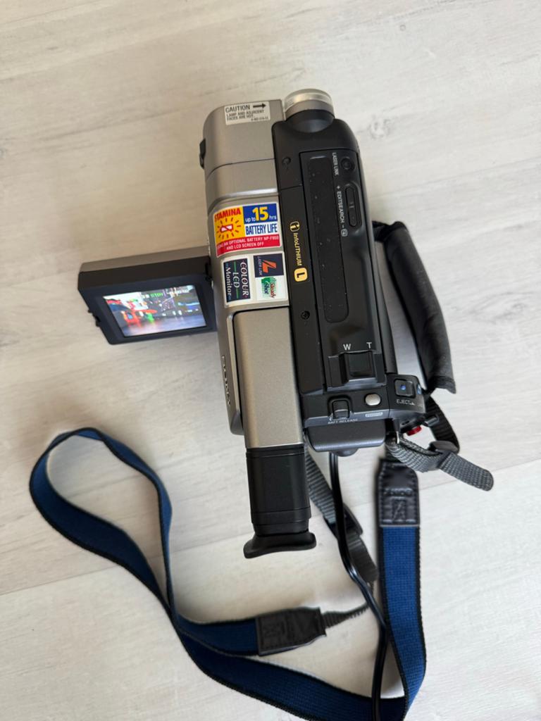 Sony Handycam Vision CCD-TRV66E Video8 XR Camcorder 2 stuks., Audio, Tv en Foto, Videocamera's Digitaal, Overige soorten, Ophalen of Verzenden