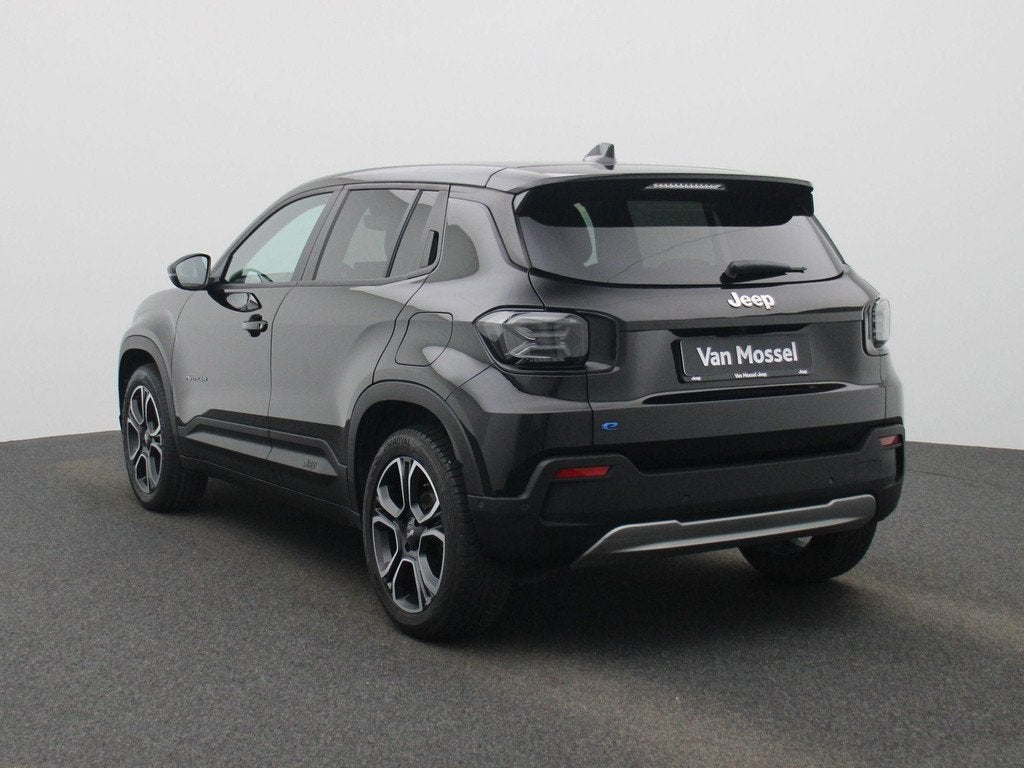 Jeep Avenger 54kWh 1st Edition | Elektr bed. achterklep | Cl, Auto's, Jeep, Stof, Gebruikt, 334 min, Zwart