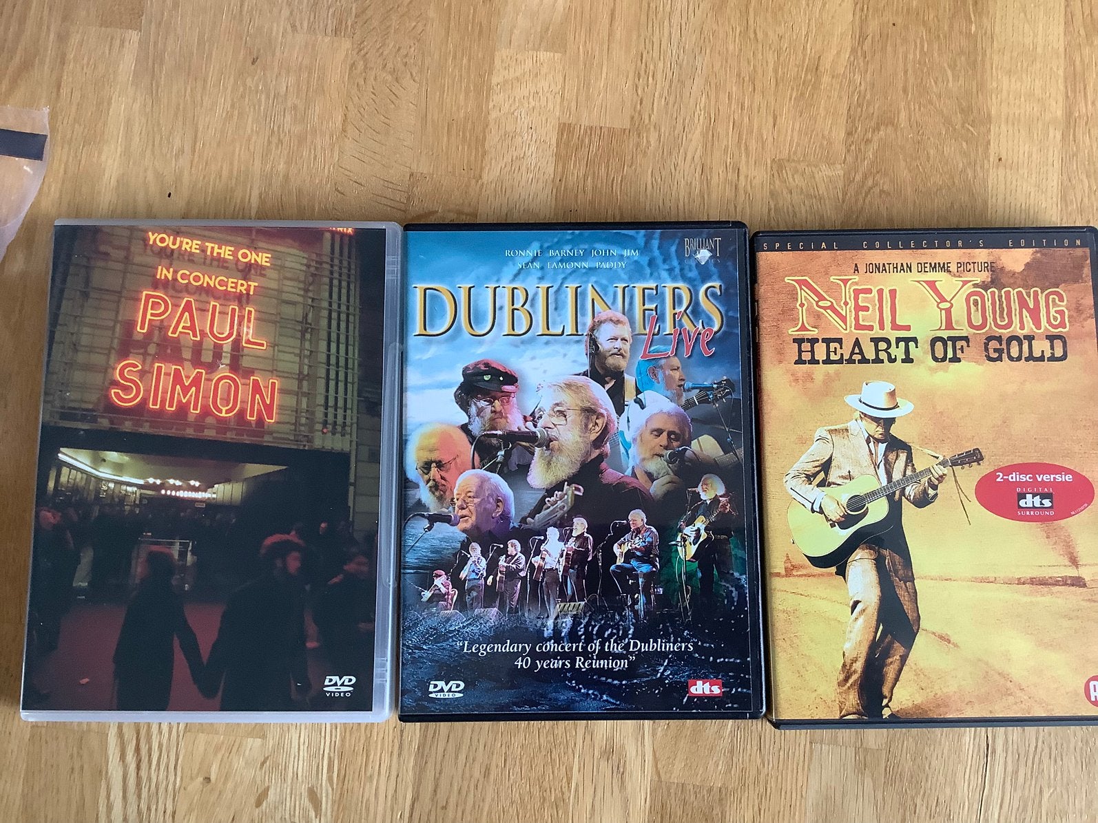 Muziek DVD's: Paul Simon, The Dubliners, Neil Young 3,00 p.s, Cd's en Dvd's, Alle leeftijden, Ophalen of Verzenden, Gebruikt, Muziek en Concerten