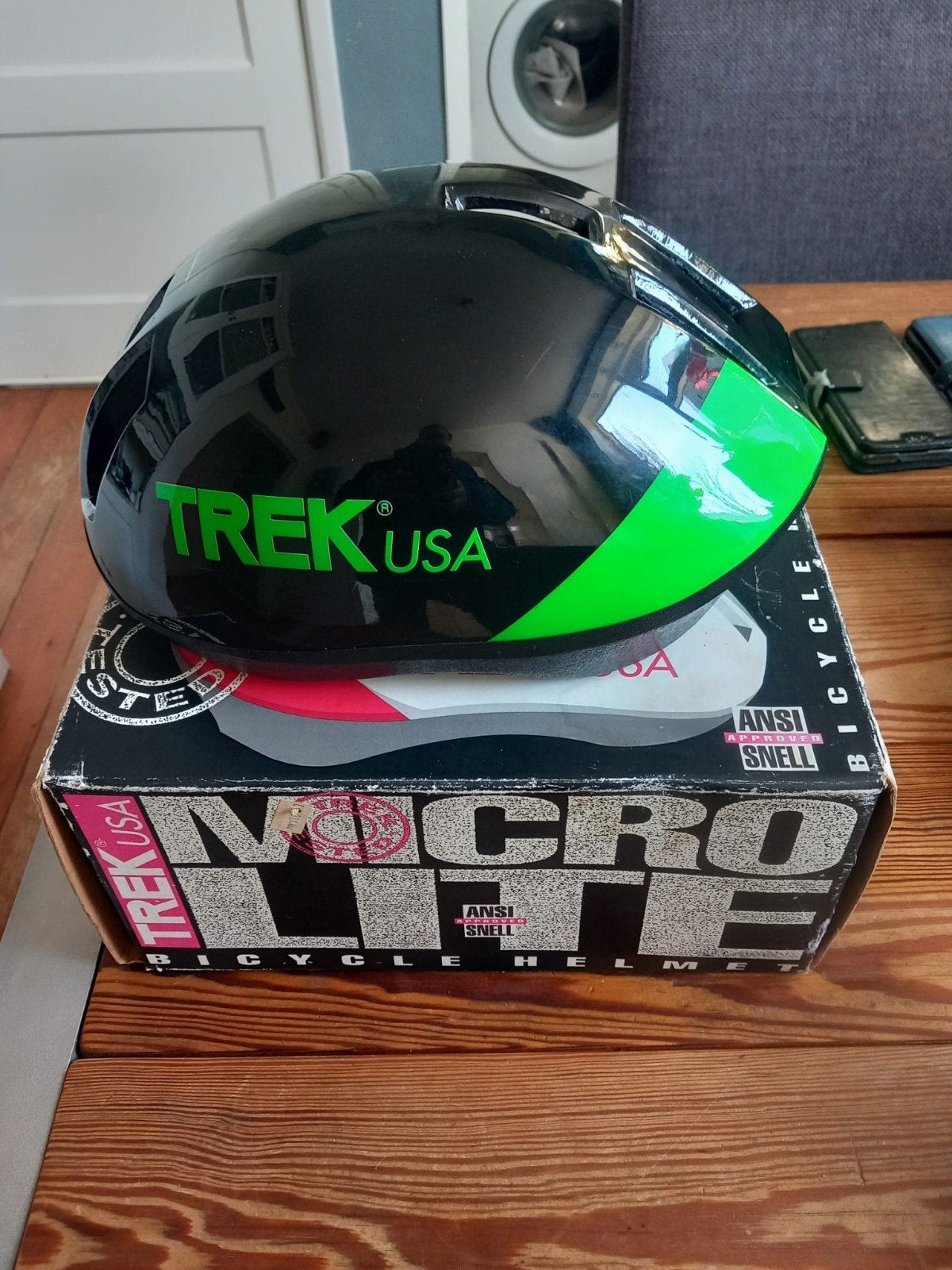 Vintage Fiets helm Trek N.O.S, Fietsen en Brommers, Ophalen, Zo goed als nieuw, Heer of Dame, Vintage Fiets helm Trek N.O.S