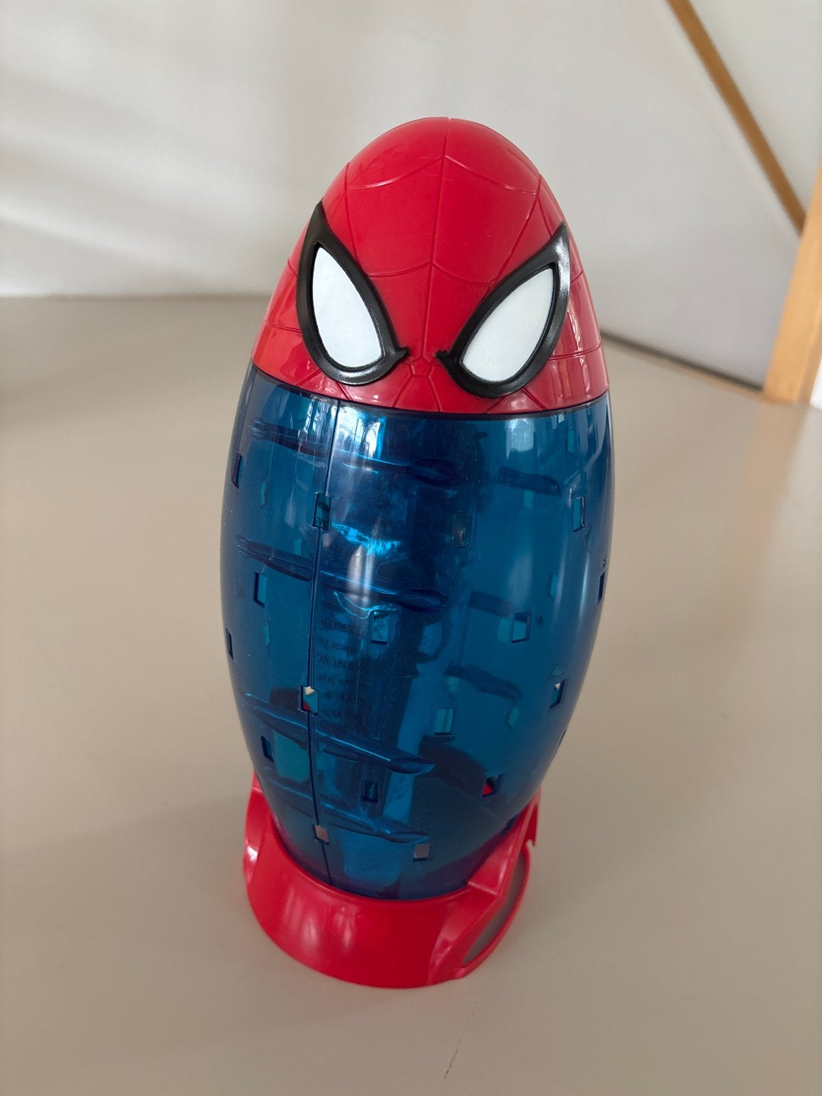 Spiderman eierhouder/snoepdispenser met Spiderman snoepjes, Ophalen of Verzenden, Nieuw, Jongen