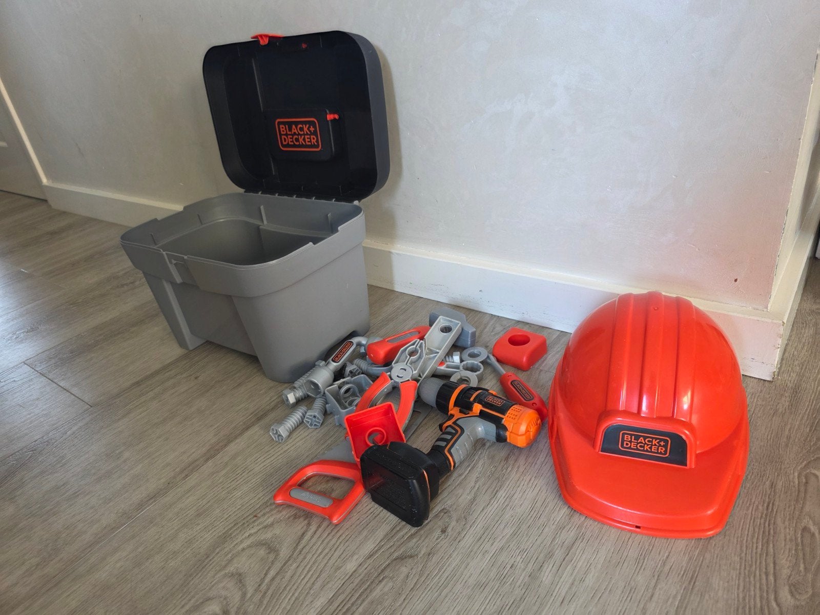 Black+Decker Speelgoed Gereedschapskist met Helm, Ophalen of Verzenden, Gebruikt, Jongen of Meisje