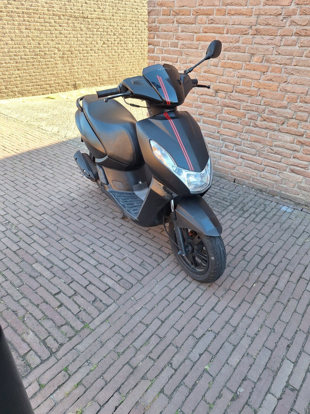 Peugeot kisbee te ruil!, Fietsen en Brommers, Ophalen of Verzenden, Zo goed als nieuw, Benzine, Overige modellen