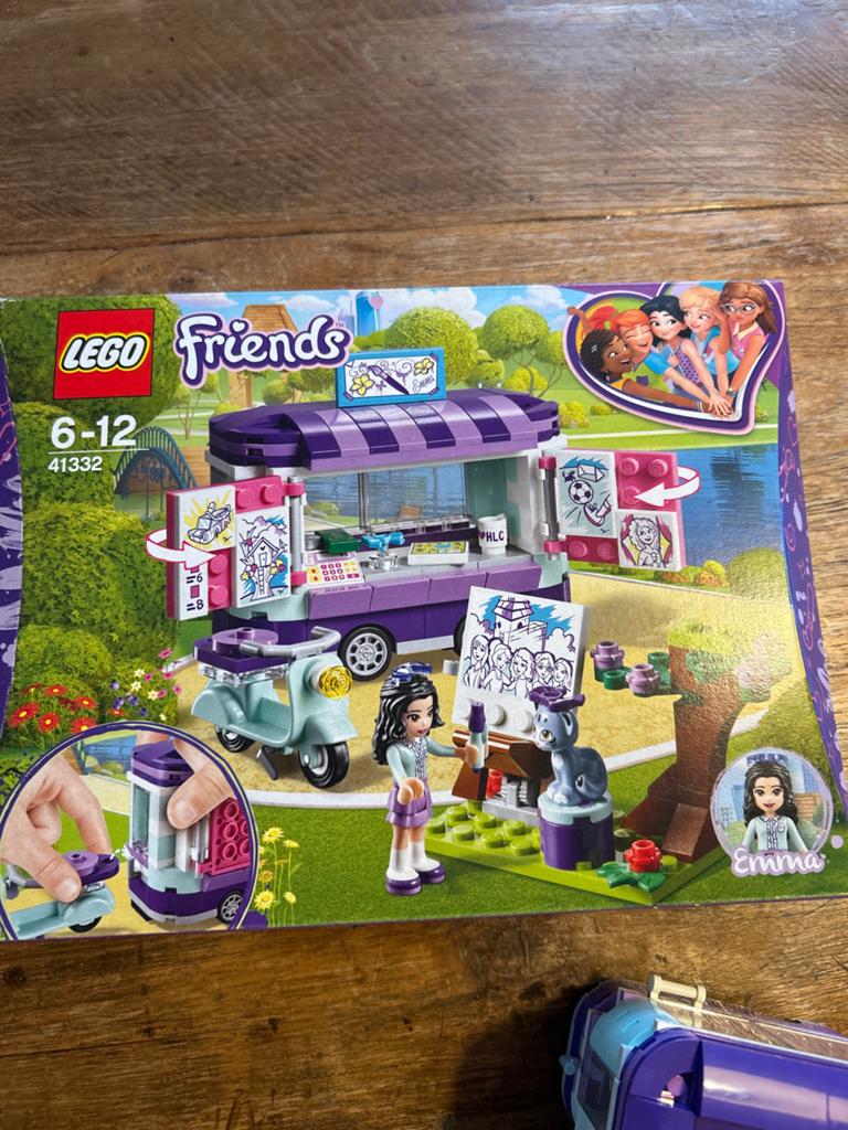 LEGO Friends Emma's Kunstkraam (41332) - Compleet met doos, Lego, Friends, Ophalen of Verzenden, Zo goed als nieuw