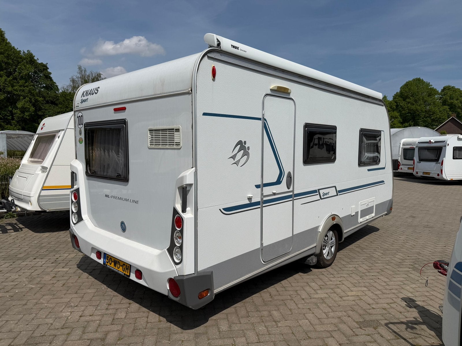 Caravan Knaus Sport 450 FS met luifel, mover, Caravans en Kamperen, Rondzit, Schokbreker, Frans bed, Particulier