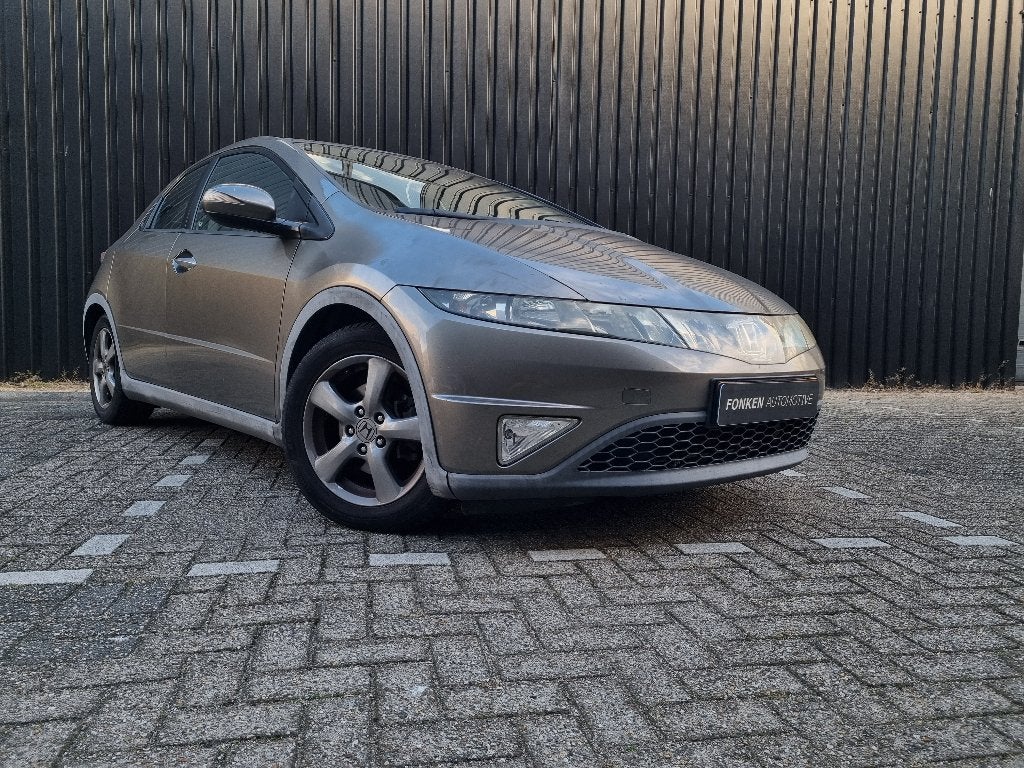 Honda Civic 1.8  Sport  5DR 2006 Grijs nieuwe APK! Trekhaak, Auto's, Voorwielaandrijving, Zwart, 4 cilinders, Origineel Nederlands