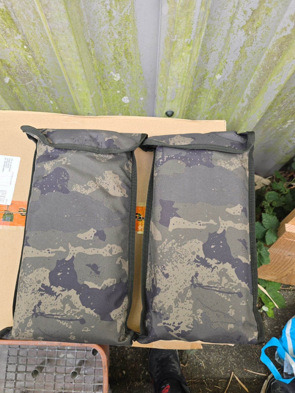 2x Solar hotspot heated cushion nieuw., Ophalen of Verzenden, Nieuw, Overige typen