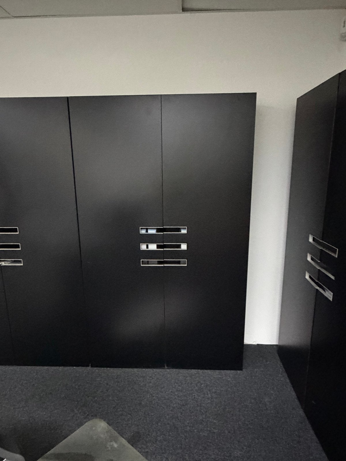 Zwarte archiefkast met 2 deuren, Ophalen, Gebruikt, X, X