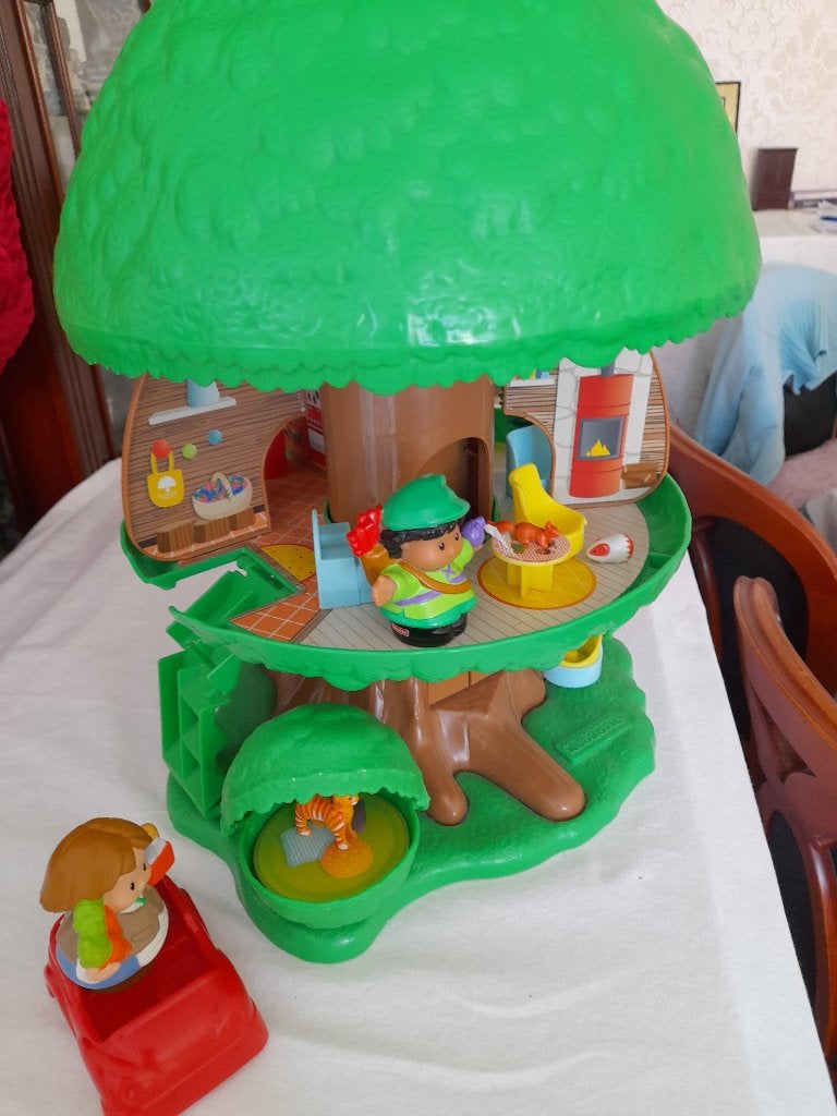 SPEELBOOM, Ophalen of Verzenden, Zo goed als nieuw, Poppenhuis