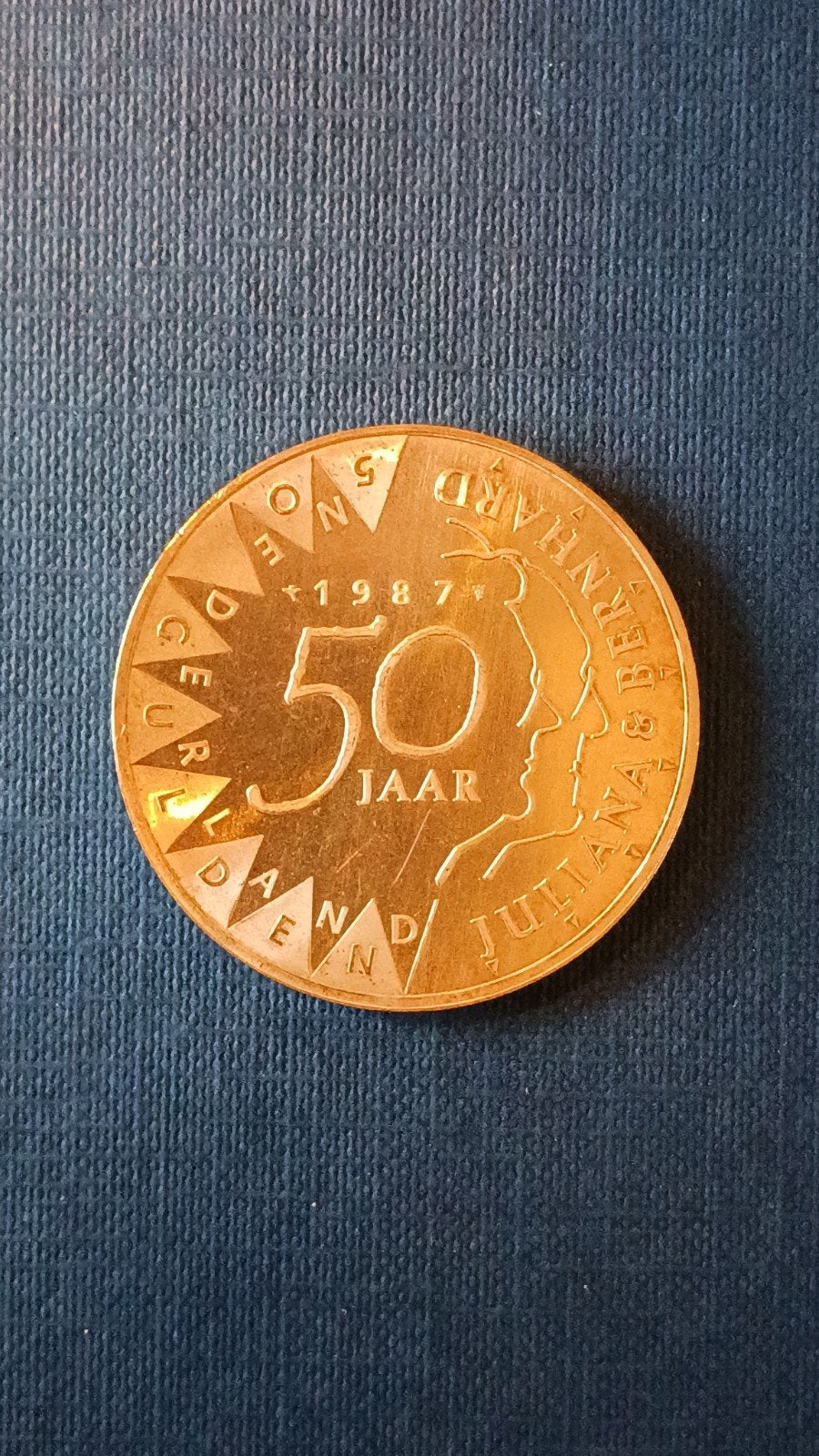 Mooie Zilveren 50 Gulden Munt 1987 – Gouden Huwelijk Juliana, Ophalen of Verzenden, Overige landen, Zilver