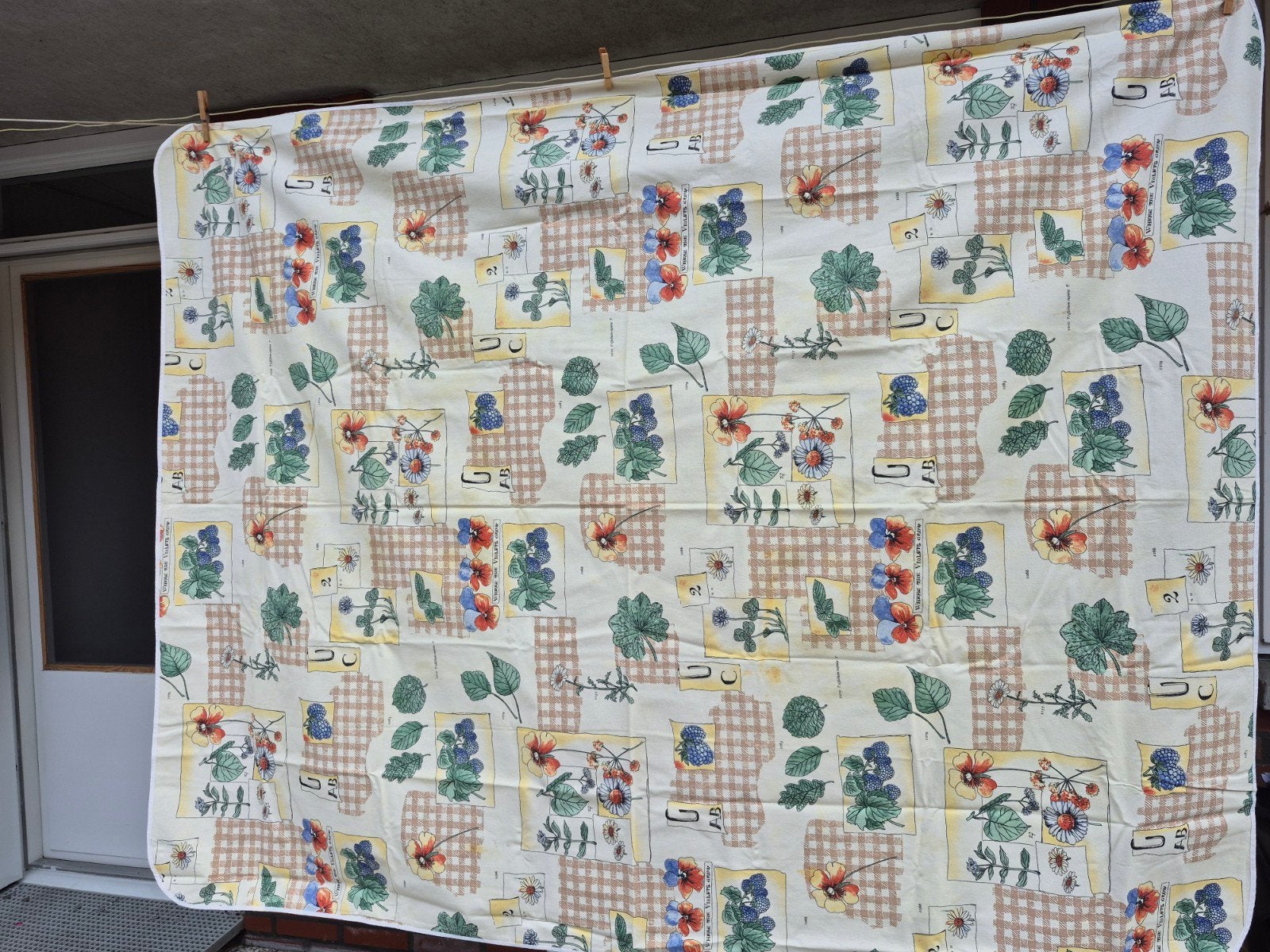 tafelkleed 130x160 cm, Overige materialen, Gebruikt, Ophalen of Verzenden, Meerkleurig