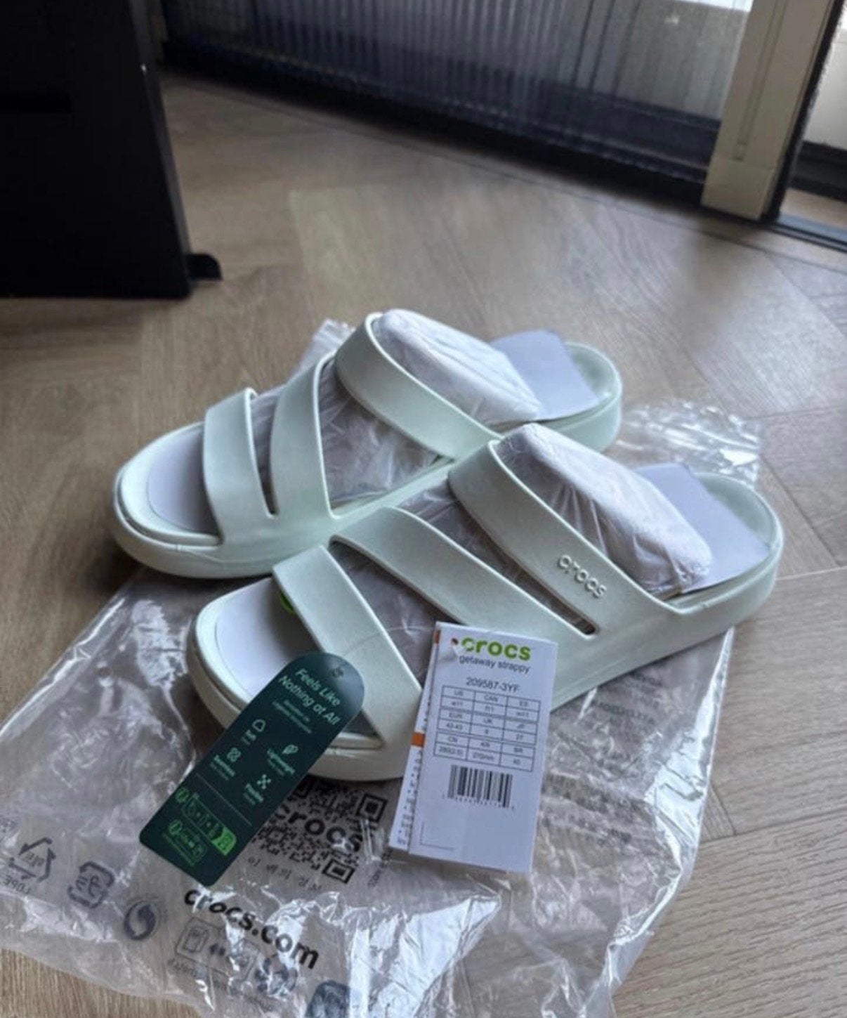 Crocs Gateway Strappy slippers maat 42-43, Kleding | Dames, Schoenen, Ophalen, Nieuw, Slippers