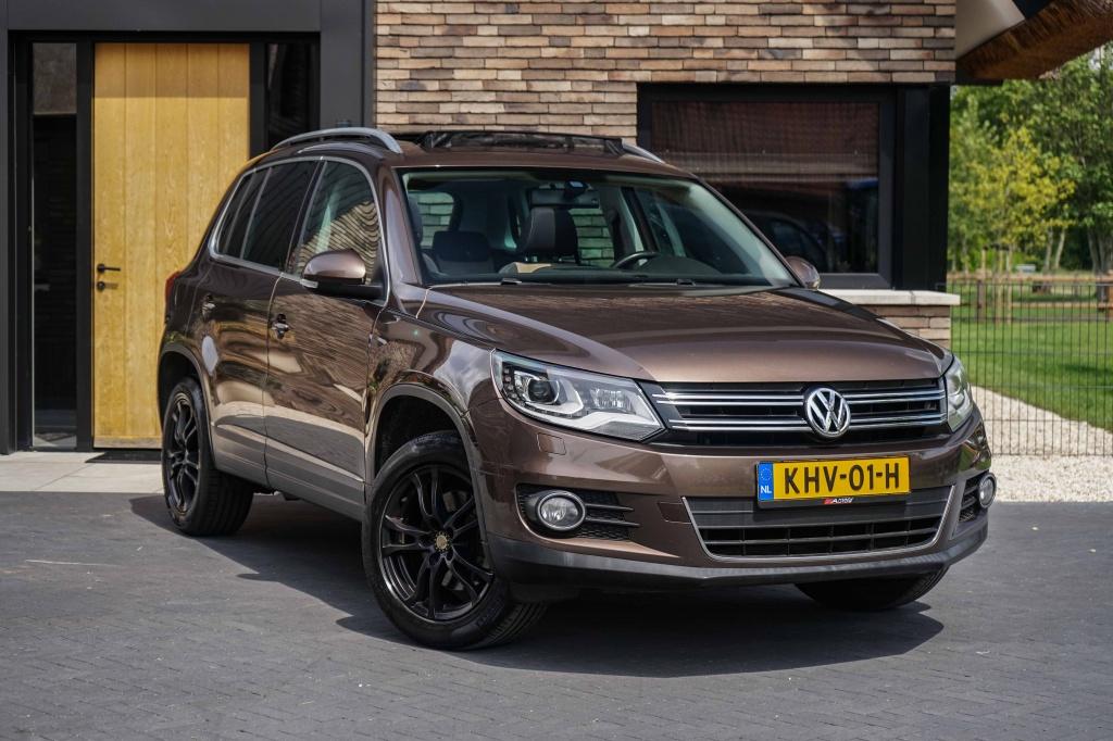 Volkswagen Tiguan 1.4 TSI Sport & Style BMT 160PK Panorama, Auto's, Euro 5, 15 km/l, 4 cilinders, Alcantara