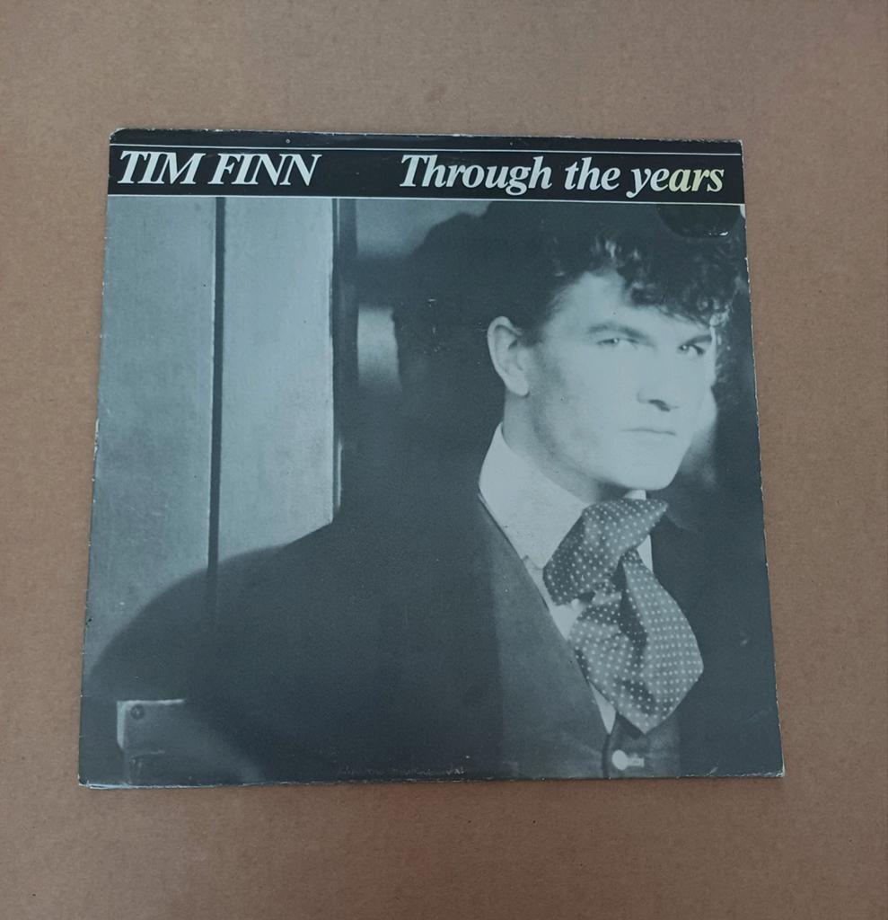 Tim Finn  - Through The Years, Gebruikt, 7 inch, Ophalen of Verzenden, Pop