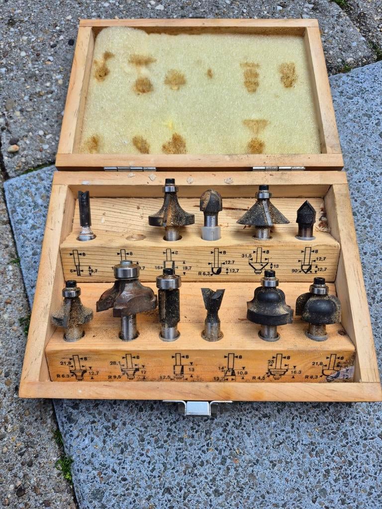 Bosch frezenset, Ophalen of Verzenden, Elektrisch, Bovenfrees