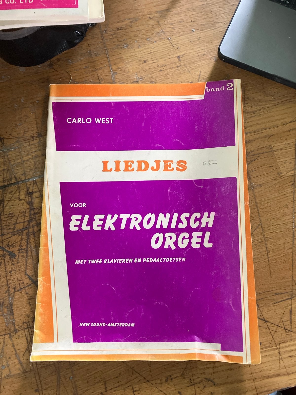 Carlo West Liedjes voor Elektronisch Orgel - Band 2, Ophalen of Verzenden, Gebruikt