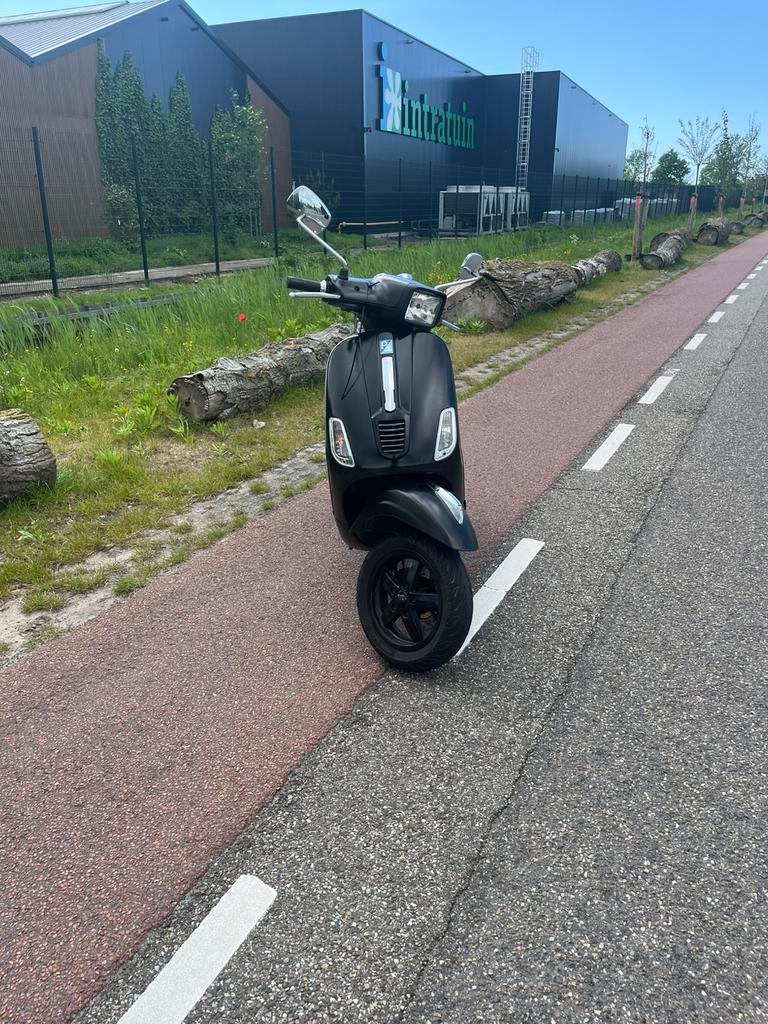 Piaggio Vespa S, Fietsen en Brommers, Scooters | Vespa, Ophalen, Vespa S, 49 cc, Zo goed als nieuw