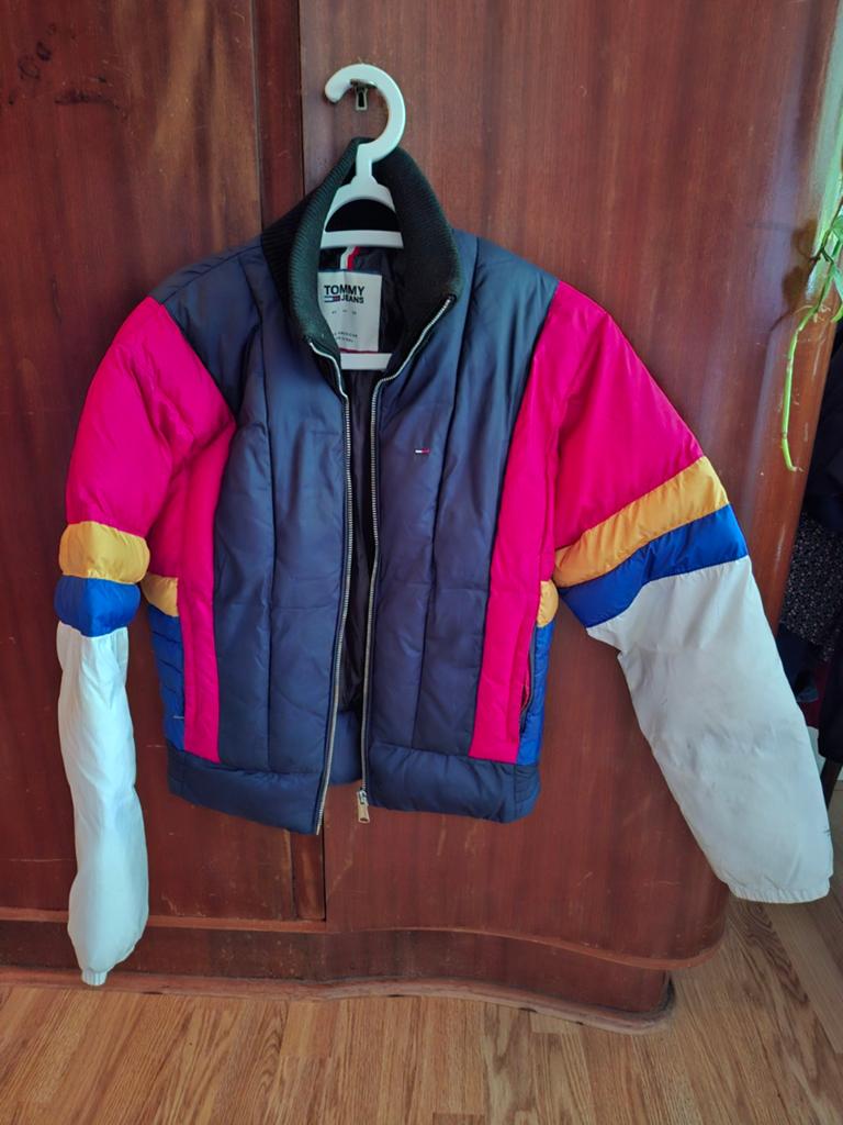Tommy Hilfiger donsjas, Ophalen of Verzenden, Zo goed als nieuw, Maat 36 (S), Geel