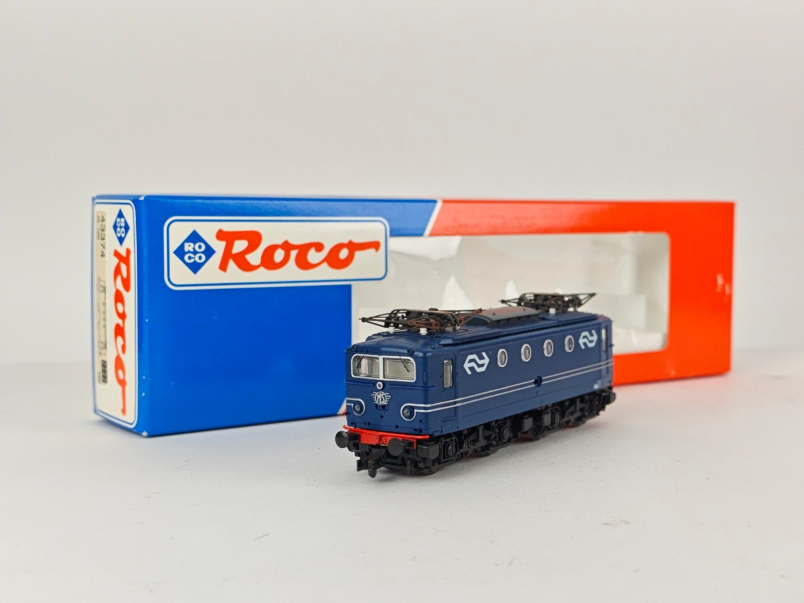 Roco NS 1100 Locomotief - Digitaal - Blauw - 43374, Hobby en Vrije tijd, Modeltreinen | H0, Ophalen of Verzenden, Roco, Gelijkstroom