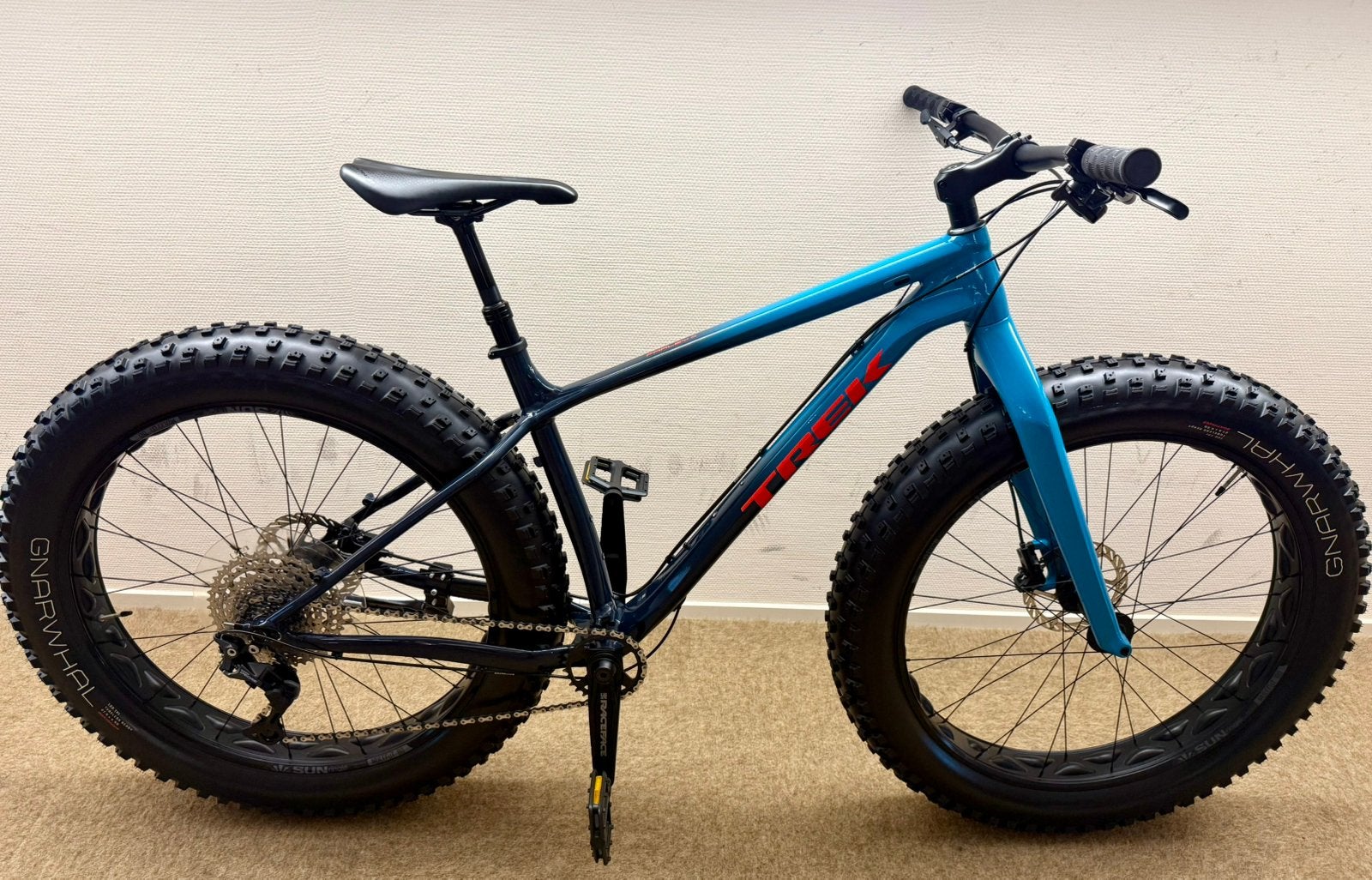 Trek Farley 5 in nieuwstaat, Ophalen, Zo goed als nieuw, Trek