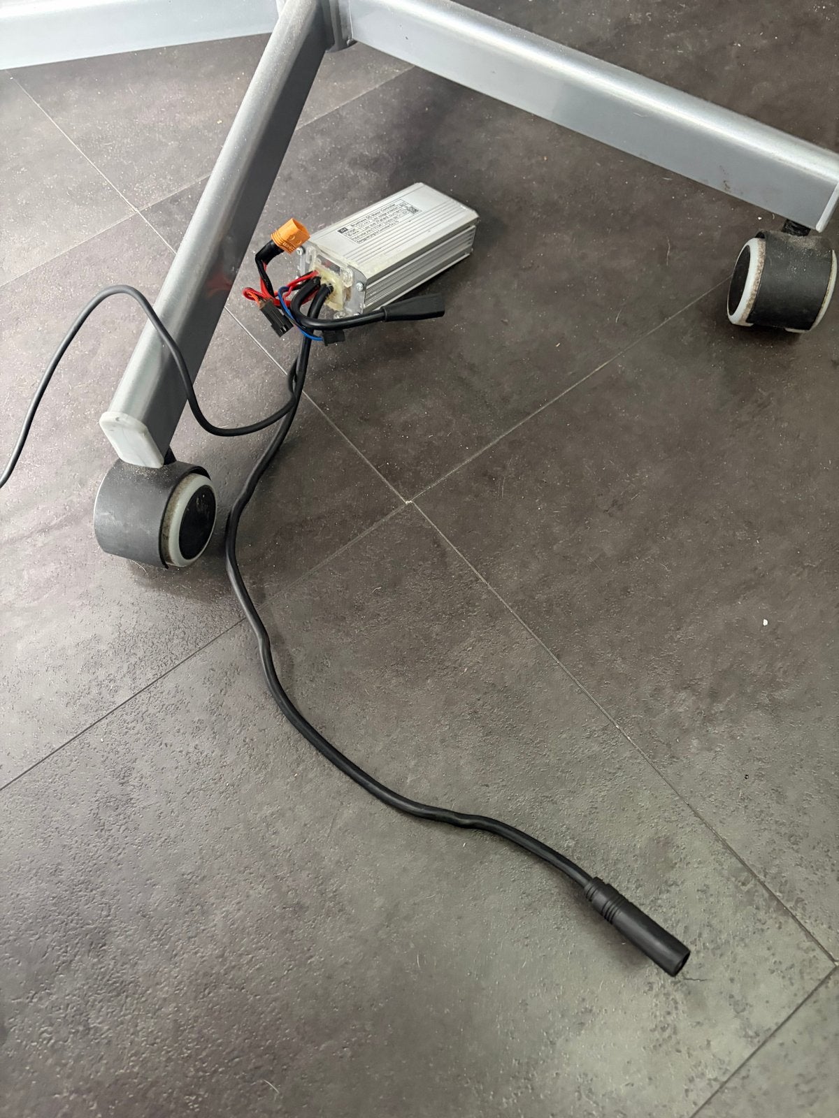 V20 E-bike onderdelen: controller, display, verlichting, Elektrische fiets, Gebruikt, Ophalen of Verzenden, Motor