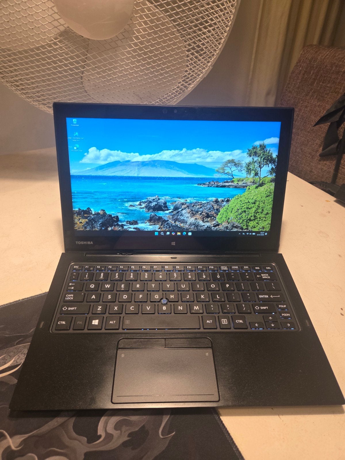 Toshiba portege 2 in 1- Z 20t-b - Ssd - 8 GB - 13 Inch, Computers en Software, Android Tablets, Ophalen of Verzenden, Wi-Fi en Mobiel internet