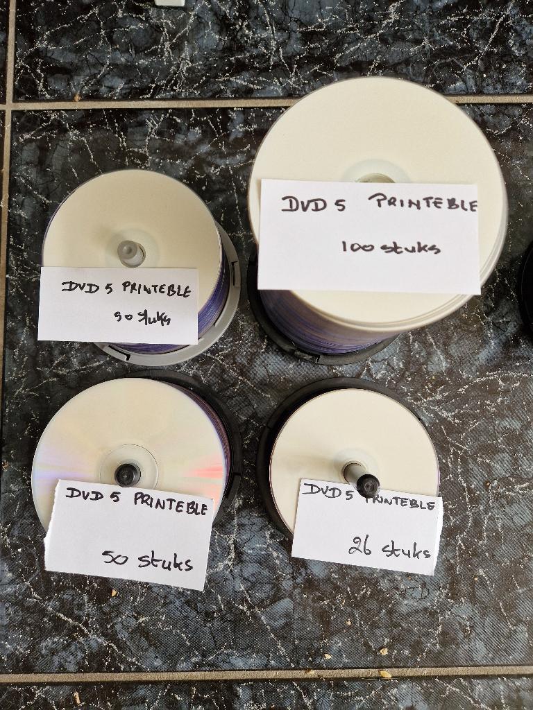 partij cd en dvds, Ophalen of Verzenden, Zo goed als nieuw