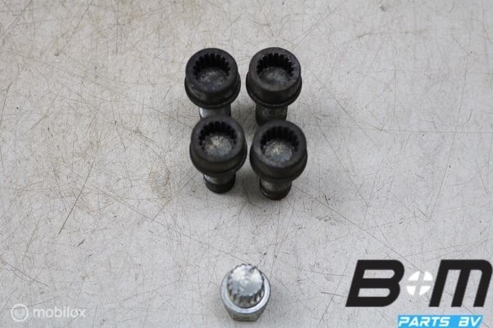 Set slotbouten VW Golf 6 8D0601139F, Auto-onderdelen, Banden en Velgen, Band(en), Gebruikt