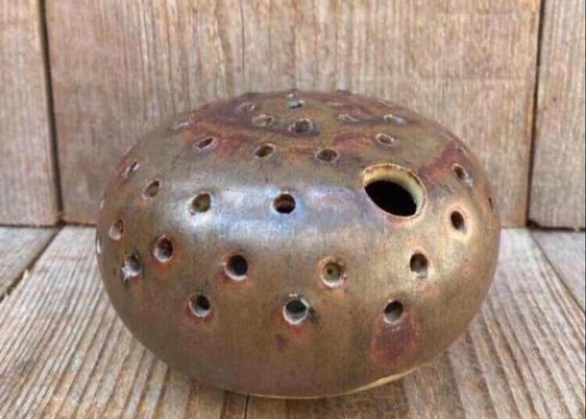 Unieke handgemaakte egelvormige design leren bal vaas/gaten, Ophalen