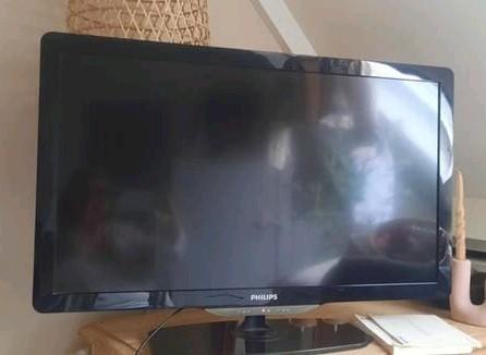 Philips  32 PFL5606H type LCD tv, Ophalen, Philips, 50 Hz, Zo goed als nieuw