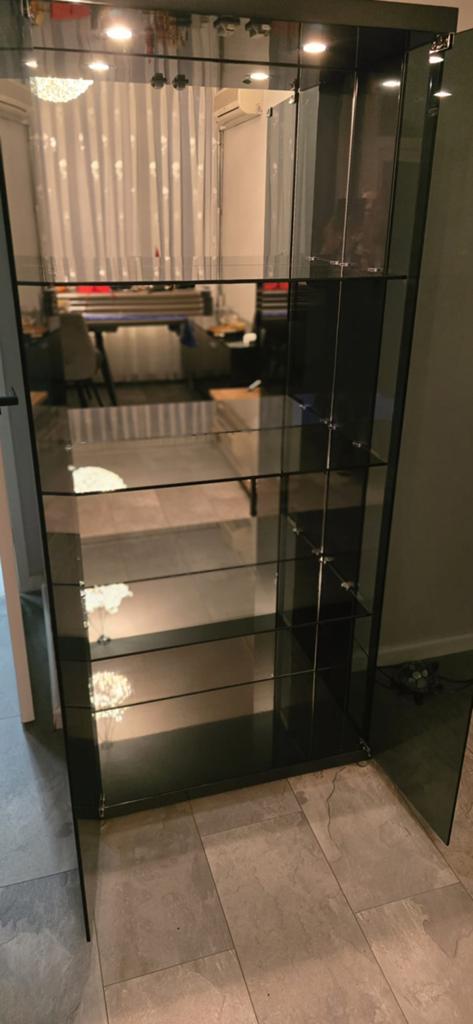 Vitrinekast glas, Ophalen, 50 tot 100 cm, Zo goed als nieuw, 150 tot 200 cm