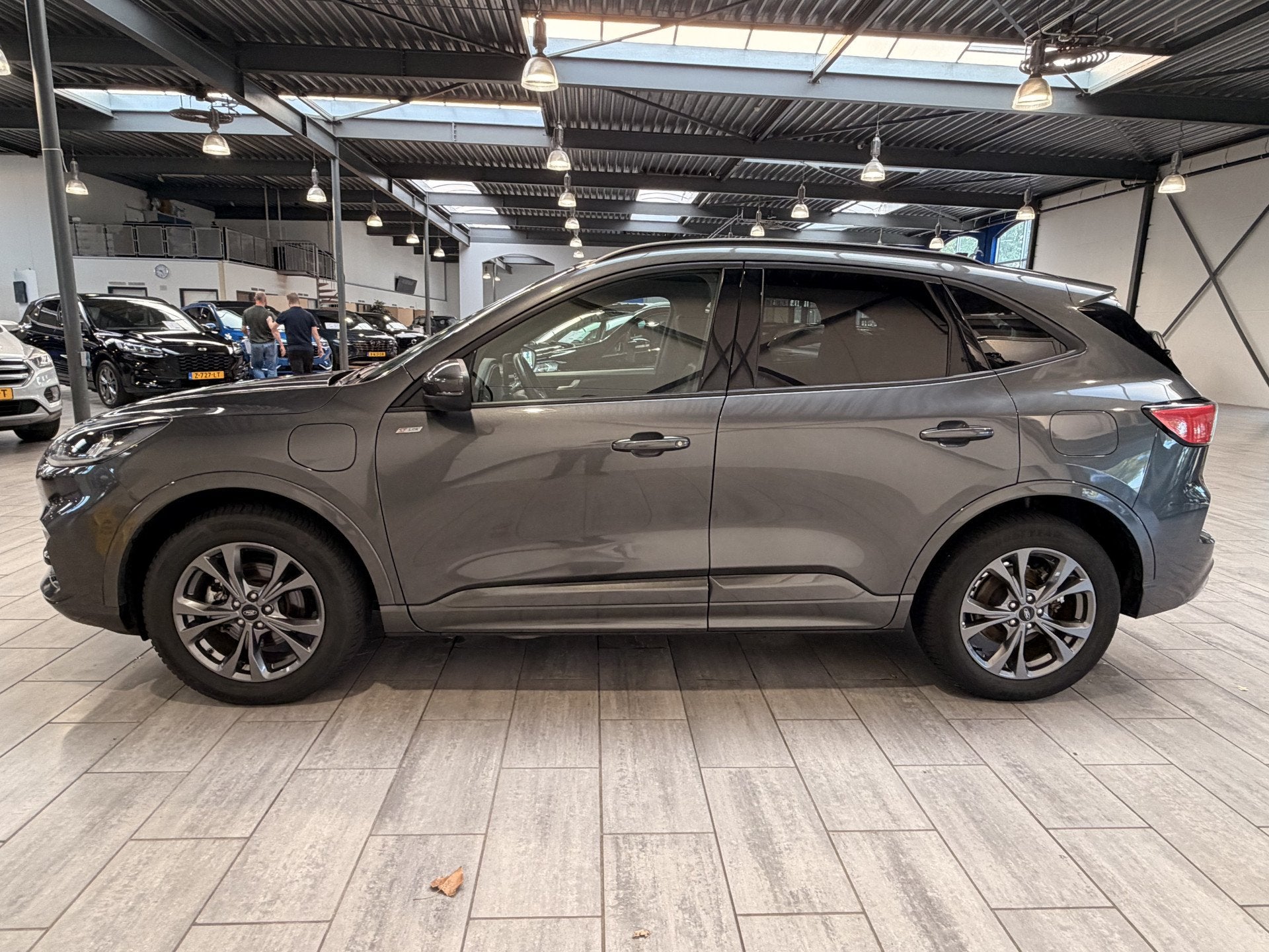 Ford Kuga 2.5 PHEV ST-Line | 100% onderhouden | AGR Stoelen, 14 kWh, Gebruikt, 4 cilinders, Plug-in hybride
