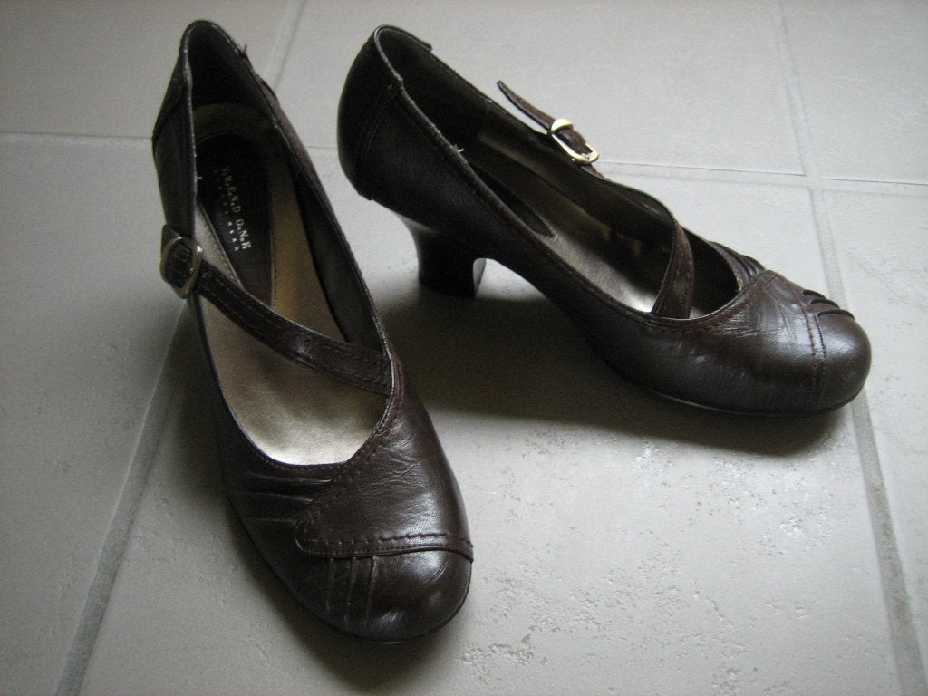 Nieuw! Elegante bruin leren pumps van TREND ONE 39 Snazzeys, Kleding | Dames, Pumps, Bruin, Verzenden, Nieuw