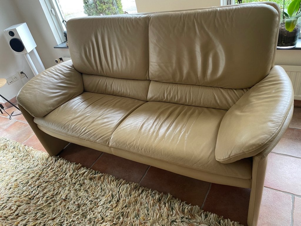 Leolux 2-zits bankstel Bora Beta leer in kleur mosterd geel, Ophalen, Gebruikt, 150 tot 200 cm, Tweepersoons