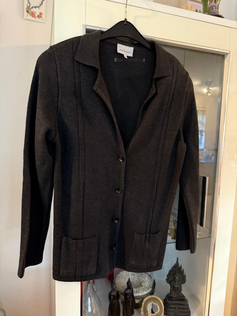 Germaine vest/jasje maat M, 50% wol, Made in Belgium, Ophalen of Verzenden, Zo goed als nieuw, Maat 38/40 (M), Zwart