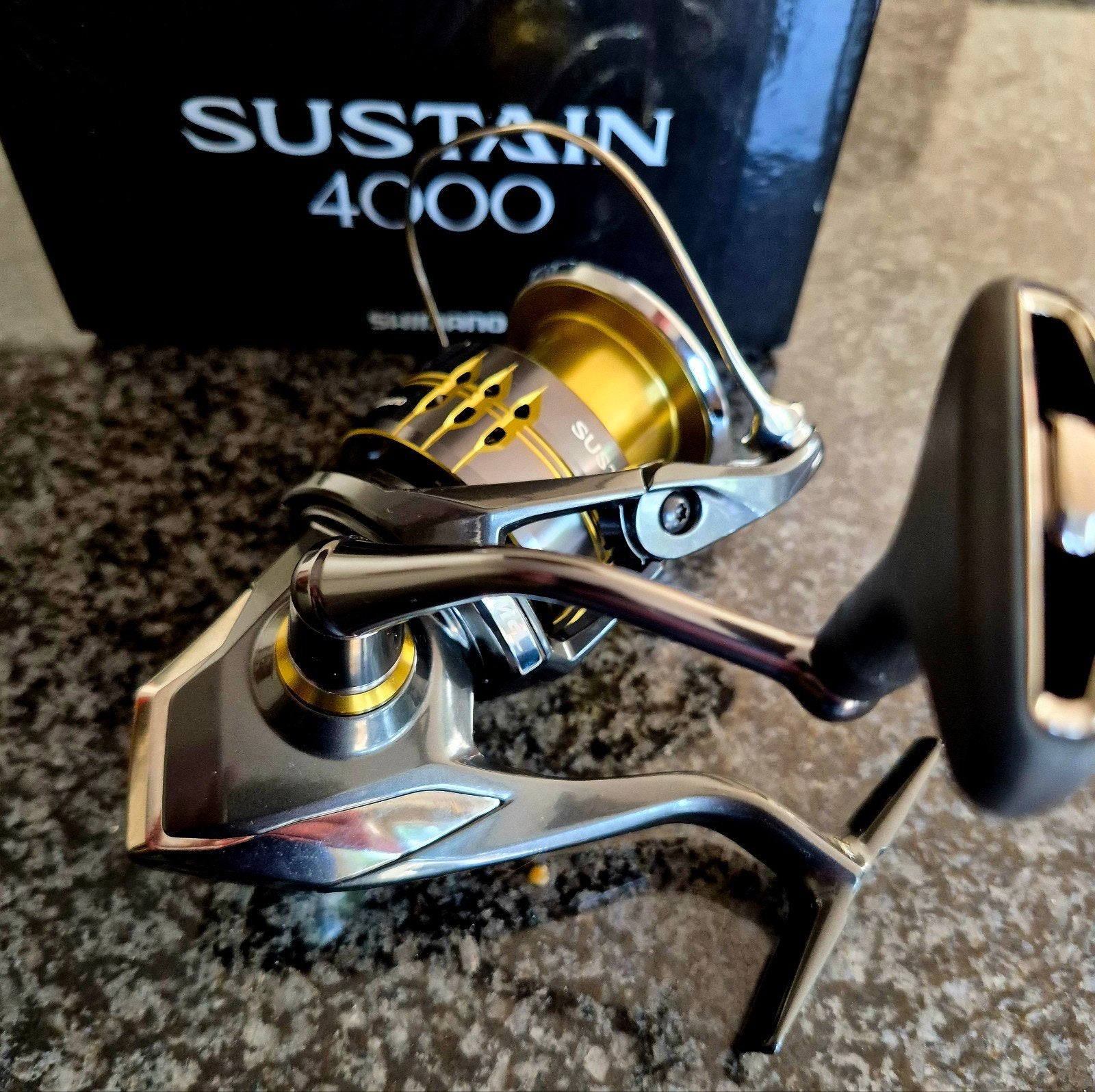 Nieuwe shimano sustain 4000 FK, Ophalen of Verzenden, Nieuw, Molen