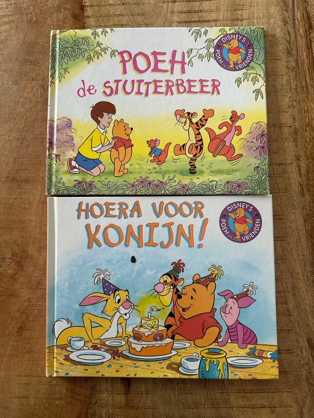 Disney's Poeh Boekjes: 'Poeh de Stuiterbeer' & 'Hoera voor K, Boeken, Ophalen of Verzenden, Zo goed als nieuw, Sprookjes