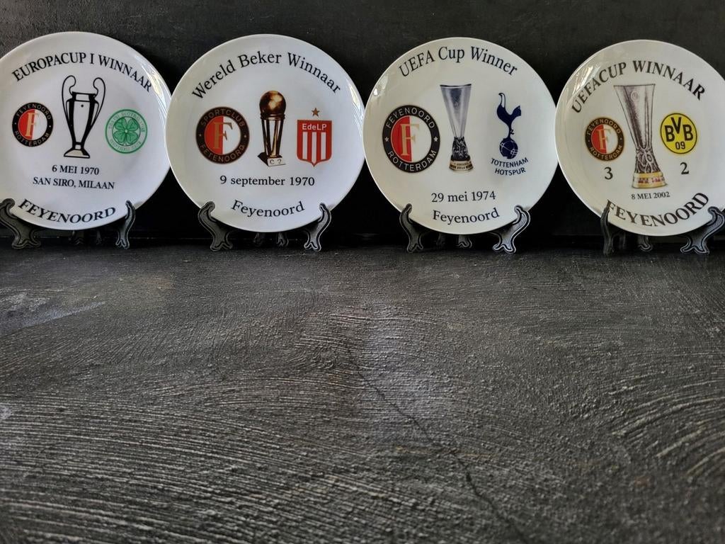 4 Europese en wereldbeker borden van feyenoord, Verzamelen, Ophalen of Verzenden, Zo goed als nieuw, Feyenoord, Overige typen