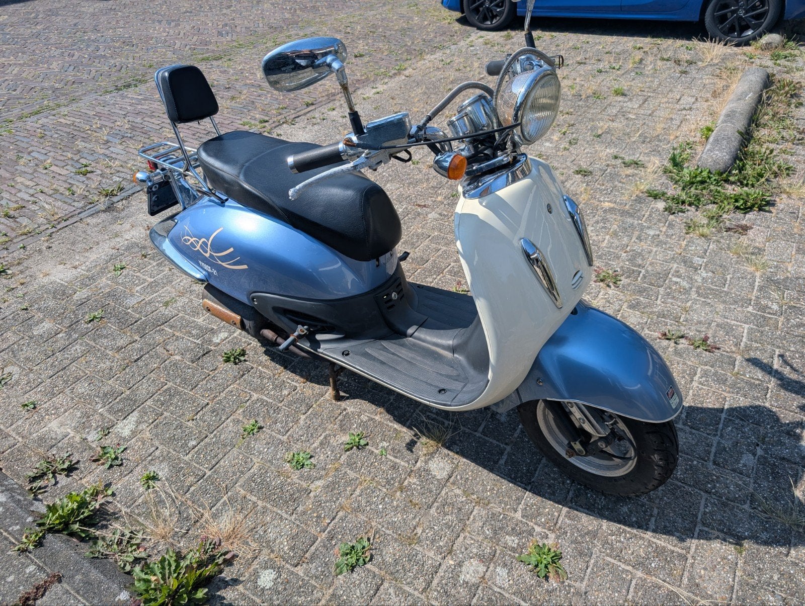 Benzhou 50 Retro Snor Scooter - Blauw/Crème, Ophalen, Gebruikt, Benzine, Overige merken