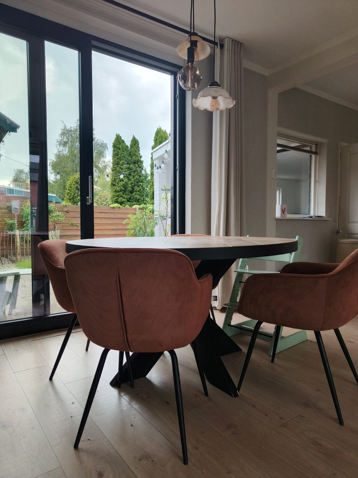 Unieke visgraat eettafel, handgemaakt, 1.20m breed, Ophalen of Verzenden