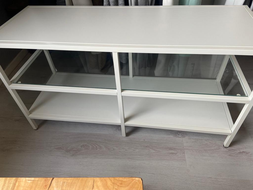 Industriële witte tv kast, Huis en Inrichting, Kasten | Televisiemeubels, Ophalen, Zo goed als nieuw, 25 tot 50 cm, Minder dan 100 cm