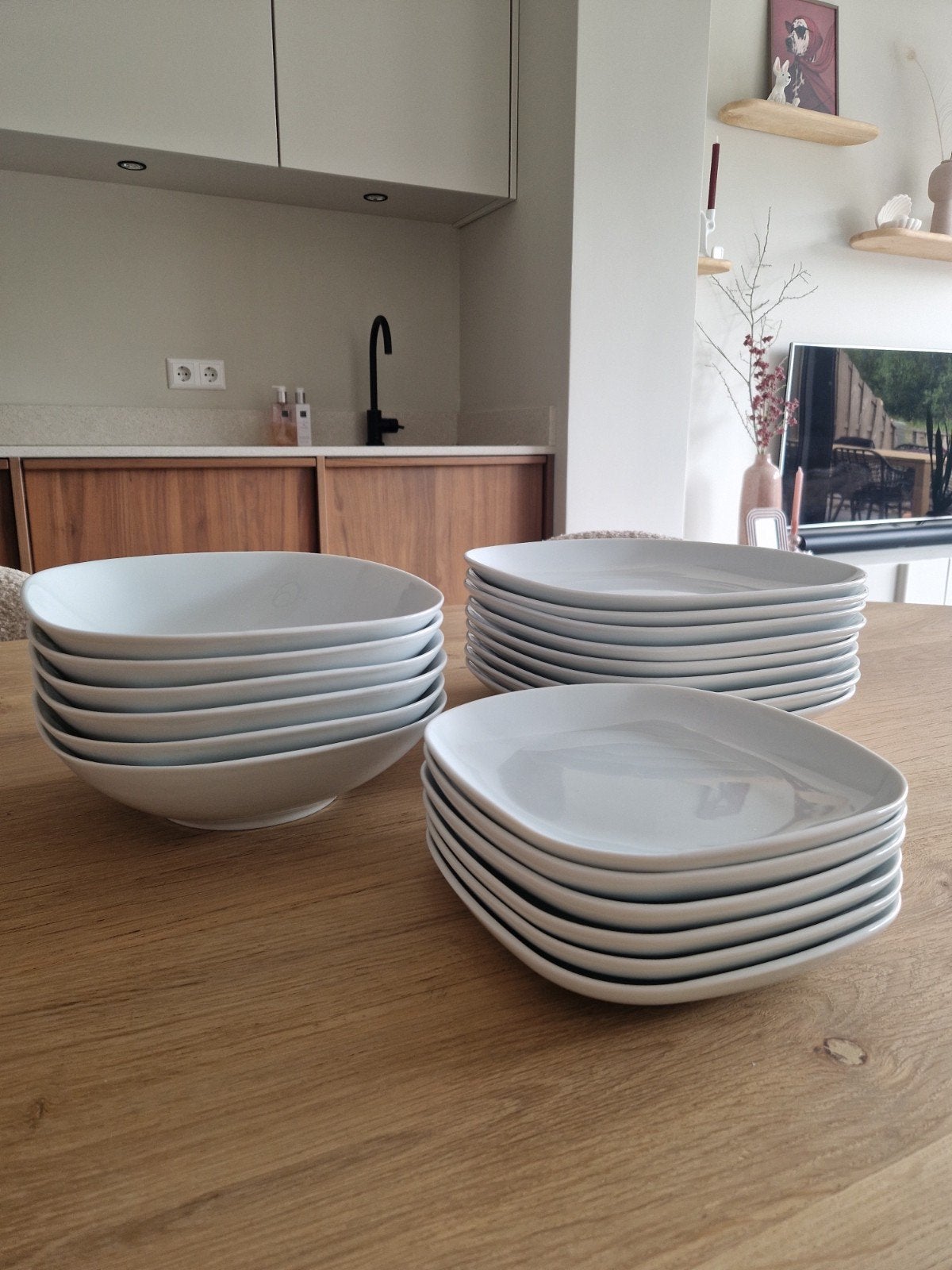 Servies ikea, Ophalen