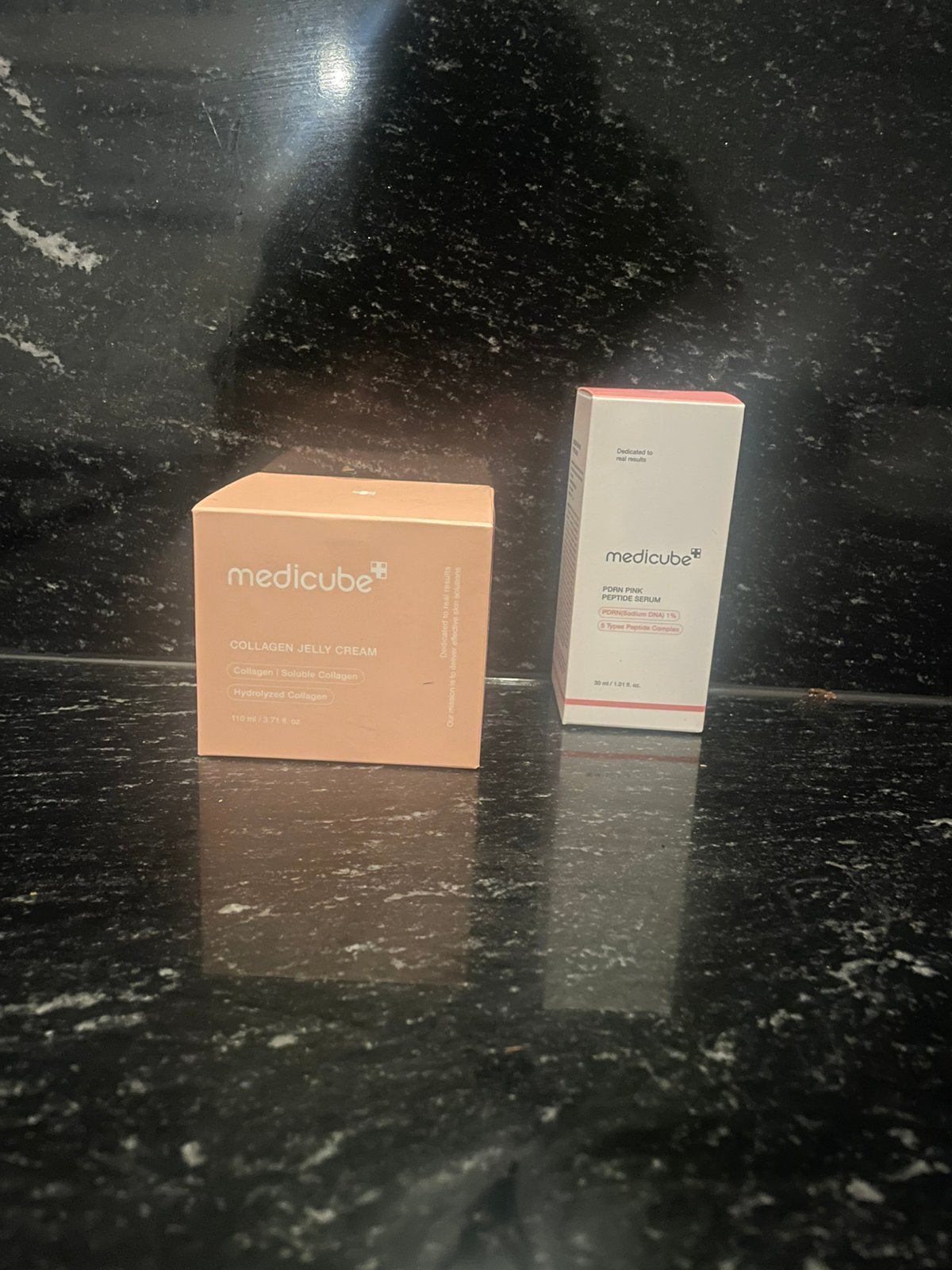 Pink pdrn / collagen jelly cream medcube, Ophalen of Verzenden, Zo goed als nieuw, Roze, Handen en Nagels