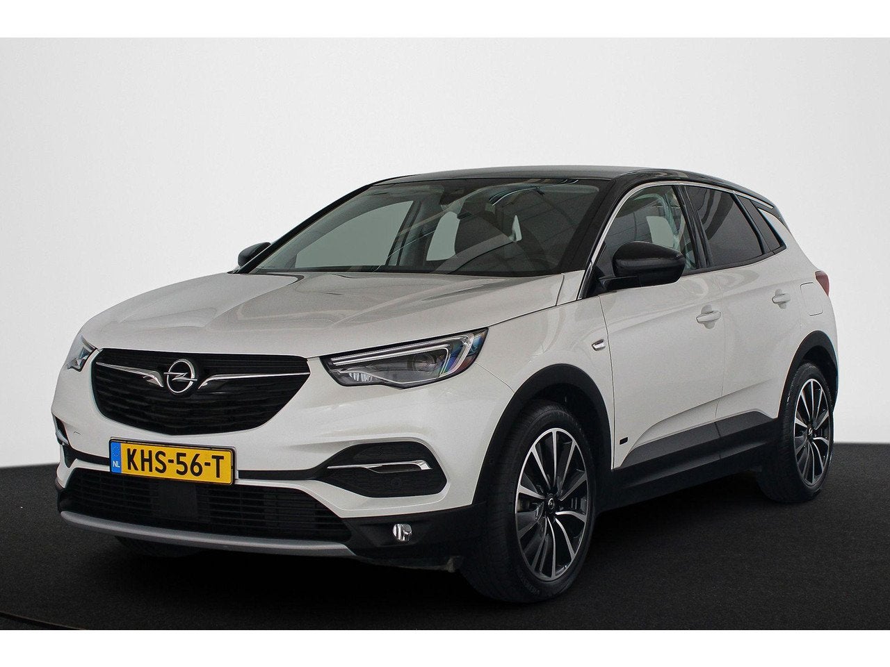 Opel Grandland X 1.6 Turbo Hybrid Ultimate Stoelventilatie D, Automaat, 228 pk, Gebruikt, 4 cilinders