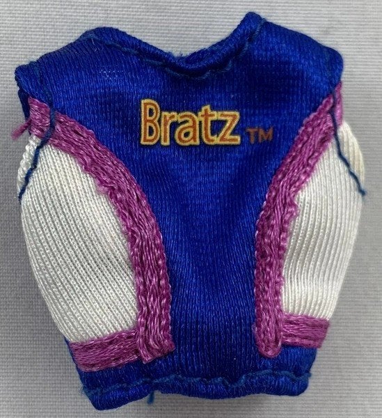 Bratz MGA Yasmin Play Sportz cheerleader pop shirt