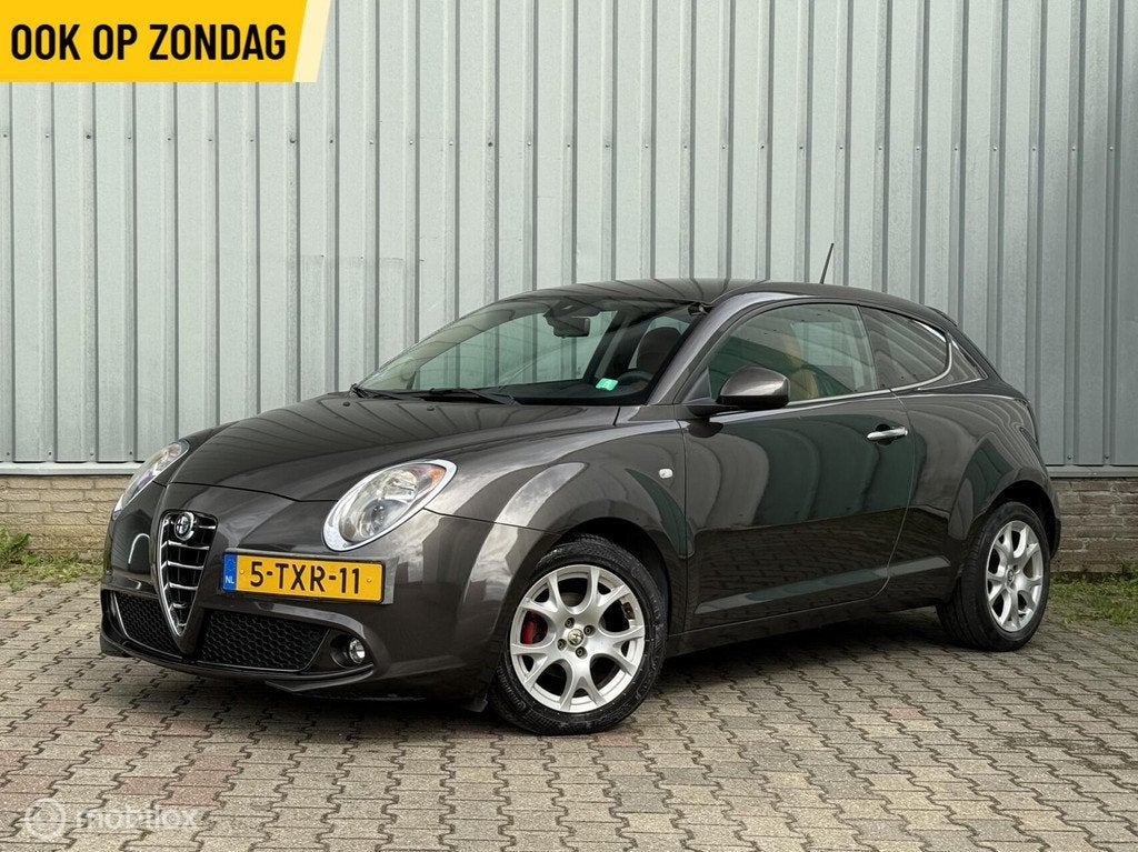 Alfa Romeo MiTo 0.9 TwinAir Esclusivo | Leder | Cruise | ECC, Voorwielaandrijving, Euro 6, 49 €/maand, Handgeschakeld