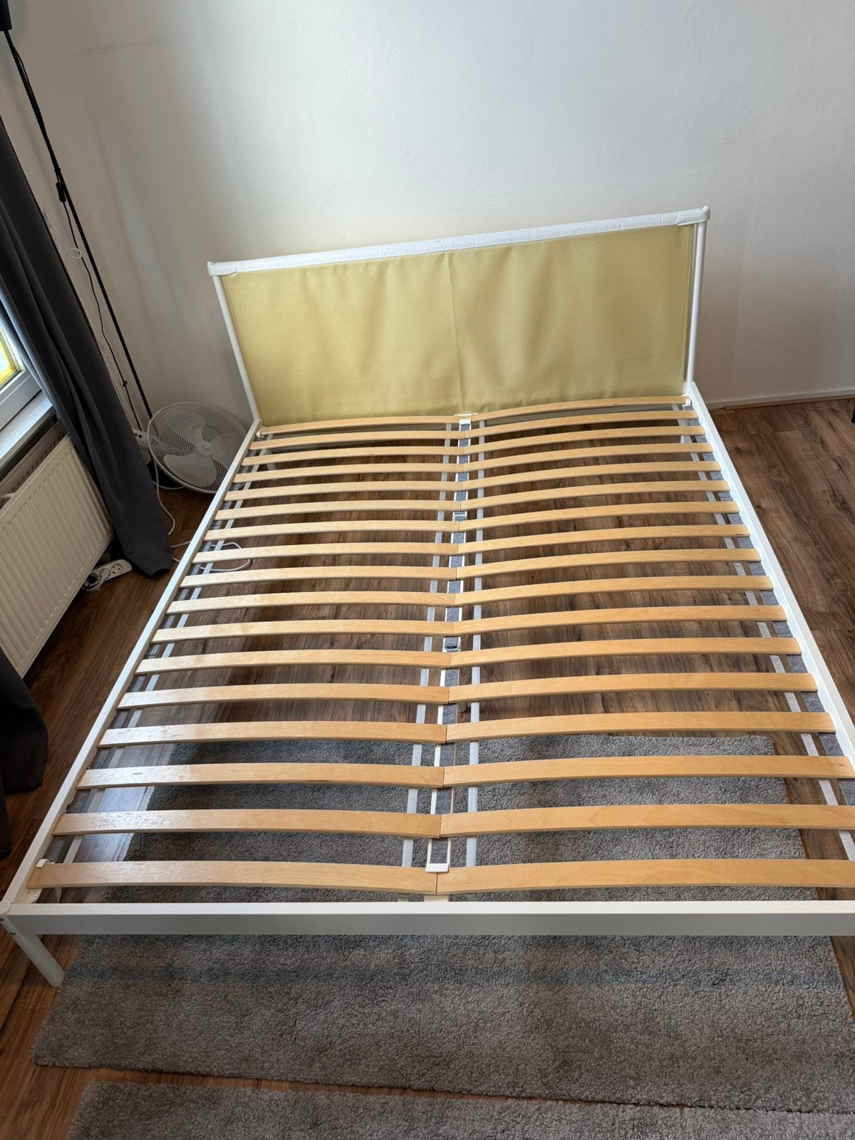 IKEA Bed Frame with Slatted Base – Good Condition, Ophalen, Wit, Tweepersoons, Zo goed als nieuw