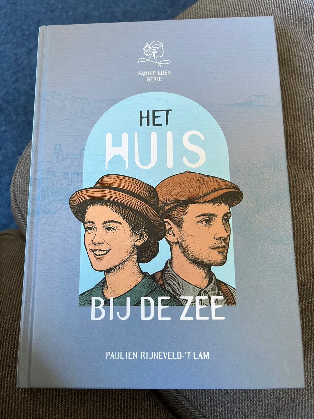 Paulien Rijneveld-'t Lam - Het huis aan de zee, Ophalen of Verzenden, Zo goed als nieuw, Paulien Rijneveld-'t Lam