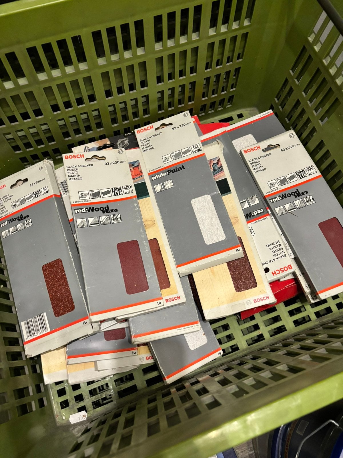 Partij van 33 verpakkingen bosch schuurpapier, Ophalen of Verzenden, Nieuw, Minder dan 600 watt, Vlakschuurmachine