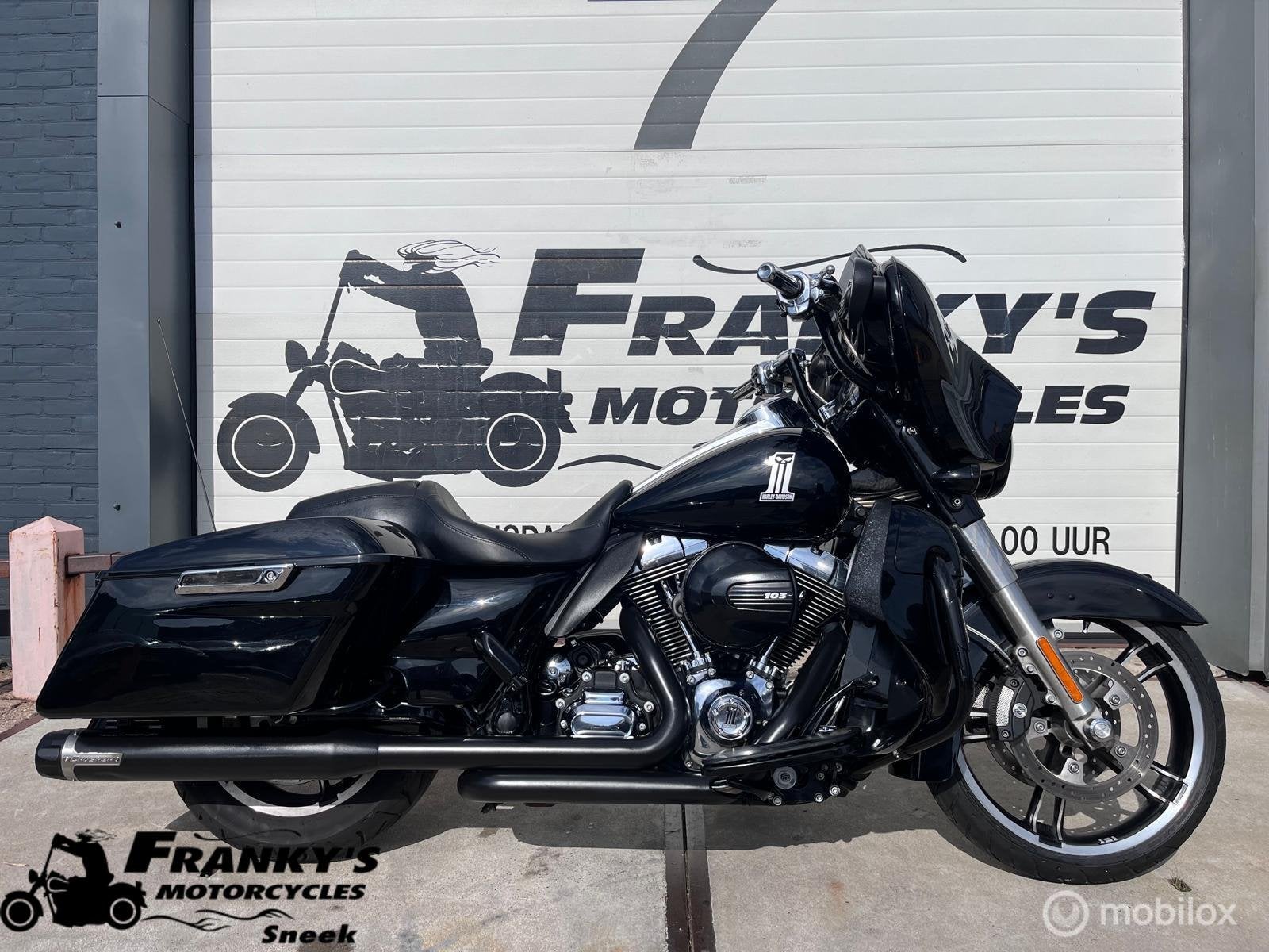 Harley Davidson 103 FLHXS Street Glide Special, Gebruikt, Meer dan 35 kW, Toermotor, Handgeschakeld